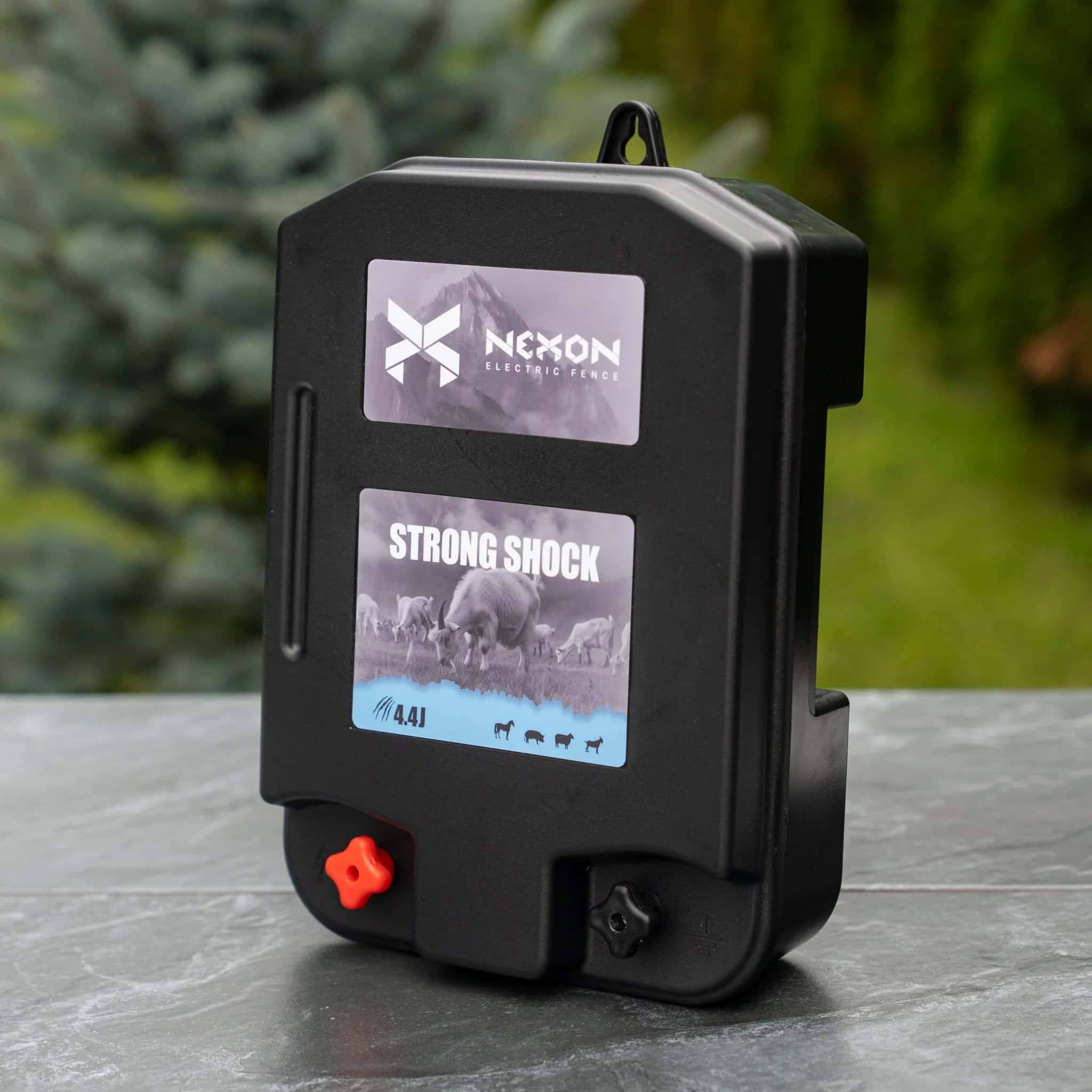NEXON StrongShock 4th Gen 4.4J electric fence energizer
